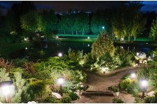 Садовое и парковое освещение