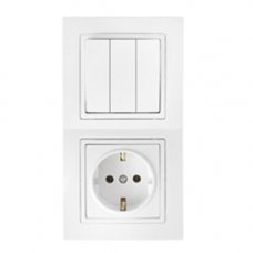 Выключатель Уют тройной с розеткой и заземлением