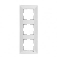 Рамка на 3 поста