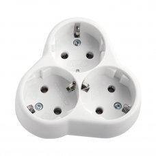 Розетка HK05 тройная с заземлением