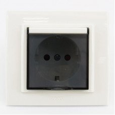 Розетка одинарная