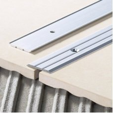 Защитная плоская узкая рейка LPP 25 cеребряный 2000х25мм