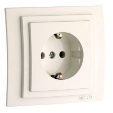 Розетка с заземлением Larissa 103-010121-117