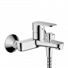 Смеситель для ванны и душа Vernis Blend хром